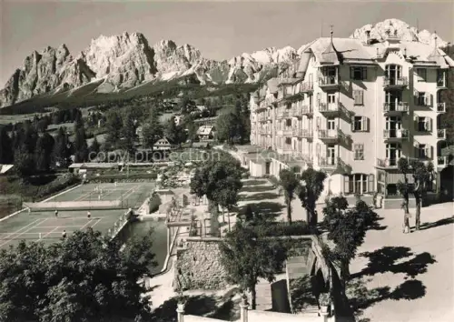 AK / Ansichtskarte Cortina d Ampezzo Veneto IT Palace Hotel Cristallo