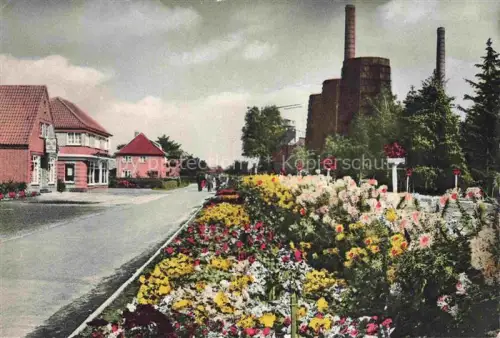 AK / Ansichtskarte Wiesmoor Aurich Niedersachsen Blumenanlagen beim Torhaus