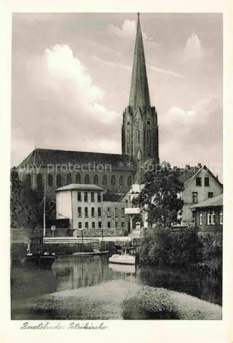 AK / Ansichtskarte Buxtehude Stade Niedersachsen Petrikirche Kirchturm Este Kanal Boot Spiegelung Gotik