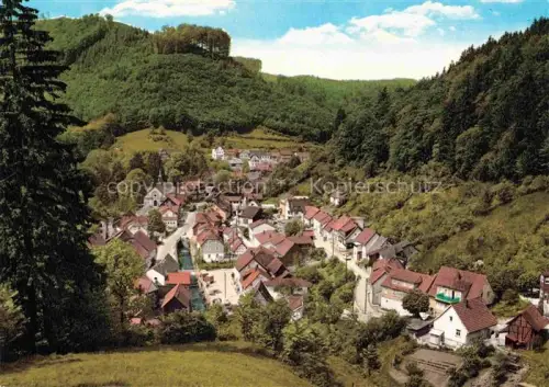 AK / Ansichtskarte Zorge Harz Mittelzorge Luftkurort Talansicht Kirche Wald Suedharz Dorfansicht Haeuser