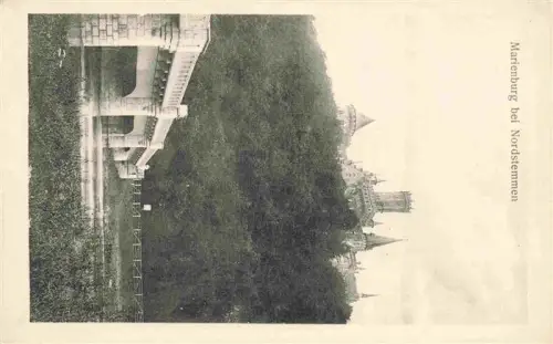 AK / Ansichtskarte Schloss Marienburg Nordstemmen Marienburg Schloss Huegel Bruecke Fluss Wald