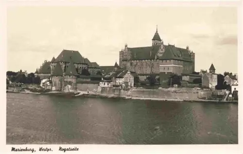 AK / Ansichtskarte Marienburg   Westpreussen MALBORK PL Nogatseite Nogat Fluss Burgmauer Deutschordensburg Turmanlage Backsteingotik