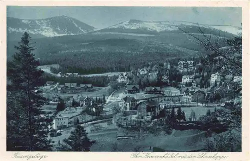 AK / Ansichtskarte Oberkrummhuebel Ober-Krummhuebel Riesengebirge PL Schneekoppe Riesengebirge Ort Villen Wald Winterlandschaft