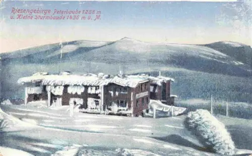 AK / Ansichtskarte Peterbaude Petrova Bouda Spindleruv Mlyn CZ Peterbaude Kleine-Sturmbaude Riesengebirge Winter Schnee Berghuette Hochgebirge