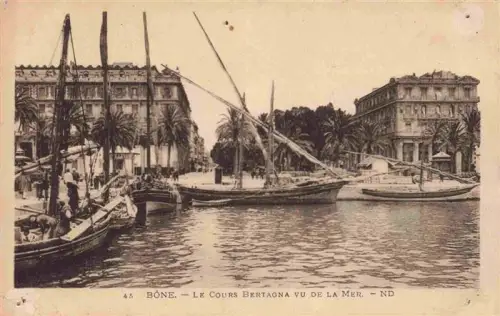 AK / Ansichtskarte BONE Annaba Constantine Algerie Cours-Bertagna Hafen Segelboote Promenade Palmen Wohnhaeuser Meer