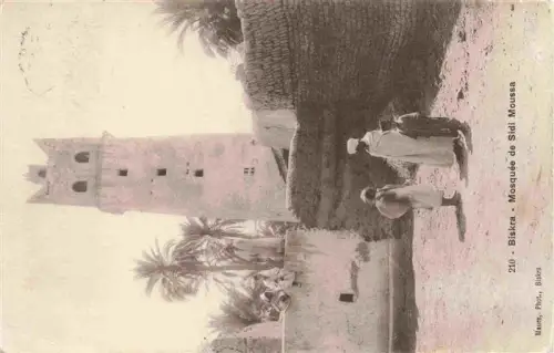 AK / Ansichtskarte Biskra Algerie Mosquée-de-Sidi-Moussa Minarett Lehmbauten Palmen Gaessechen Einwohner Wueste