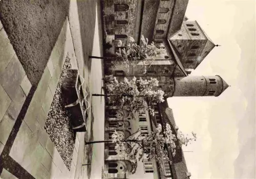 AK / Ansichtskarte HILDESHEIM  CITY St-Michaeliskirche Innenhof Romanik Brunnen Kreuzgang Turm Kirchhof
