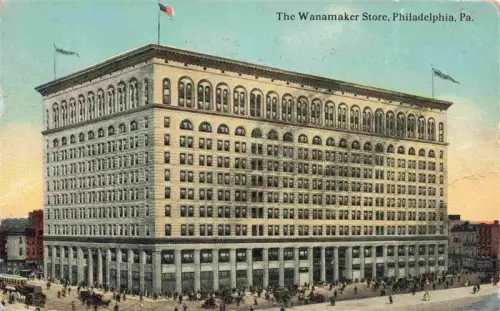 AK / Ansichtskarte PHILADELPHIA  Pennsylvania USA Wanamaker-Store Kaufhaus Strassenbahn Passanten US-Flagge Prachtbau Pferdefuhrwerke