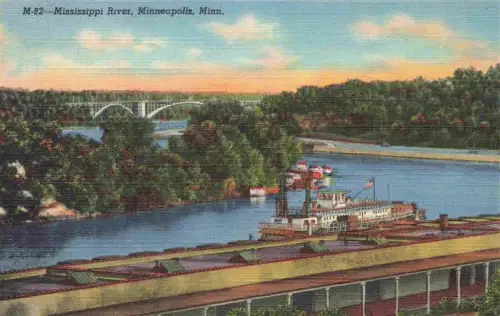 AK / Ansichtskarte Minneapolis Minnesota USA Mississippi-River Cappelen-Memorial-Bridge Raddampfer Dampfschiff Bruecke Barge-Lines Fluss