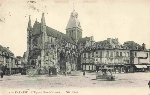 AK / Ansichtskarte Falaise  CAEN 14 Calvados Eglise-Saint-Gervais Kirche Platz Brunnen Marktplatz Geschaefte Passanten Glockenturm