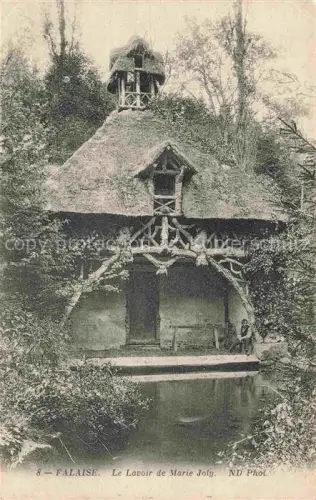 AK / Ansichtskarte Falaise  CAEN 14 Calvados Lavoir-de-Marie-Joly Waschhaus Reetdach Teich Fachwerk Baeume Junge