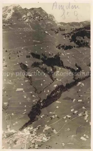 AK / Ansichtskarte Amden Walensee SG Amdenerhoehe Luftbild Bergtal Haeuser Wiesen Bergmassiv Weiler