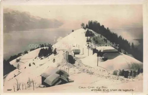 AK / Ansichtskarte Caux Montreux VD Cret-d y-Bau Rodelzug Rodler Winter Schnee Genfersee Bergstation