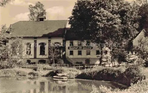 AK / Ansichtskarte Jocketa Poehl Vogtland Sachsen Gasthof-Alt-Jocketa Teich Baeume Vogtlaendische-Schweiz
