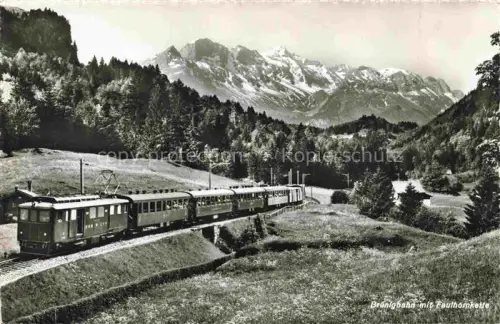 AK / Ansichtskarte Bruenig BE Bruenigbahn Elektrotriebwagen Faulhornkette Alpen Wiesen Wald Berglandschaft