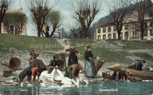 AK / Ansichtskarte LOCARNO Lago Maggiore TI Lavandaie Waescherinnen Weidenbaeume Koerbe Wasser Ufer Hausansicht