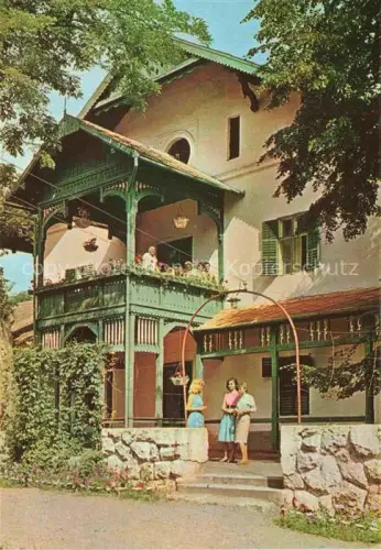 AK / Ansichtskarte Sosto NYIREGYHAZA HU Badeanstalt Fuerd?-lak Hotel Villa Balkon Holzveranda Blumen Frauen Baeume