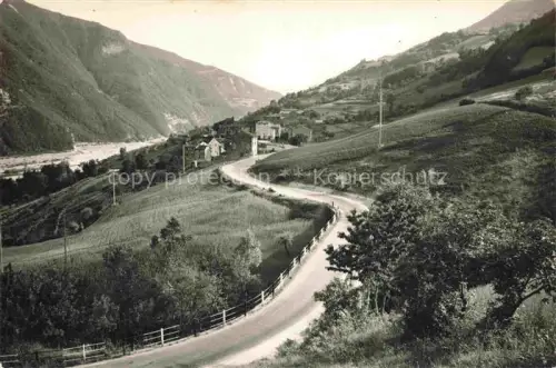AK / Ansichtskarte Bettola Tal Bergstrasse Weinberge Gebirge Fluss Haeuser Kurve
