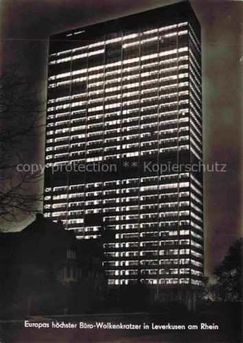 AK / Ansichtskarte LEVERKUSEN  CITY Bayer-Hochhaus Wolkenkratzer Buerogebaeude Nachtaufnahme Rhein Hochhaus Beleuchtung