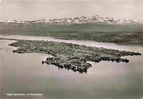 AK / Ansichtskarte REICHENAU  Insel Bodensee Bodensee Insel Alpen Felder Landwirtschaft Ortschaft