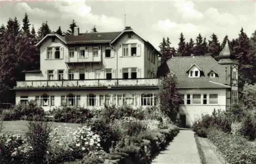 AK / Ansichtskarte Bad Sachsa Osterode Harz Niedersachsen Genesungsheim Haus-Pfaffenberg Ortskrankenkasse Balkon Garten Tannen Suedharz