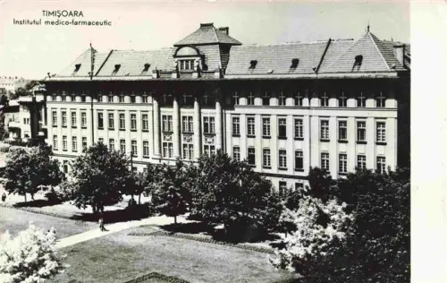 AK / Ansichtskarte TIMISOARA RO Institutul-medico-farmaceutic Medizinhochschule Park Baeume Gruenderzeit