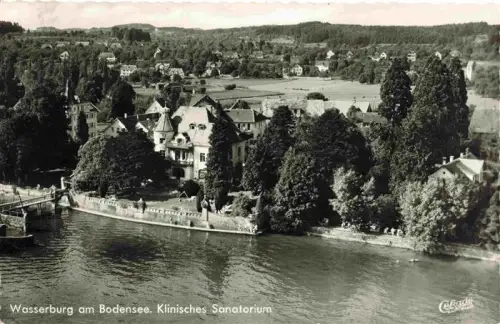 AK / Ansichtskarte Wasserburg am Bodensee Bayern Klinisches-Sanatorium Bodensee Fliegeraufnahme Villa Ufer Baeume