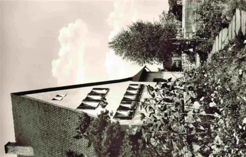 AK / Ansichtskarte Stein Nuernberg Muetterheim Stein-bei-Nuernberg Wohnhaus Garten Sonnenblumen