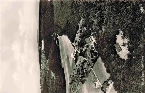 AK / Ansichtskarte Astenturm 864m Hochsauerland Winterberg NRW Luftaufnahme Astenturm Kahler-Asten Winterberg Hochsauerland Wald Gaststaette Felder