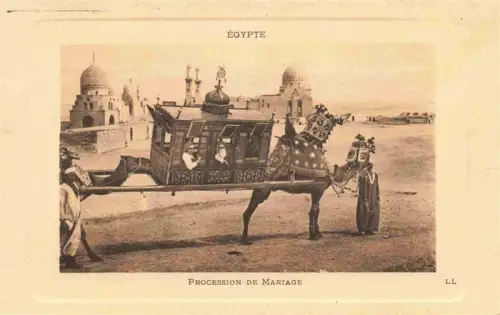 AK / Ansichtskarte CAIRO  Kairo Caire Egypt Procession-de-Mariage Kamel Saenfte Moschee Hochzeitszug orientalisch Palanquin Beduinen