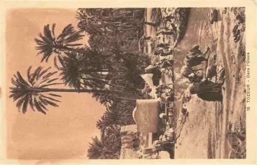 AK / Ansichtskarte Tozeur Tunesie Oasis Palmen Wasser Waeschewaschen Frauen Lehmgebaeude