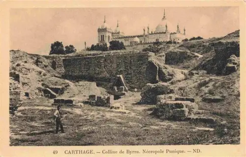 AK / Ansichtskarte Carthage  Karthago Carthago Tunesie Colline-de-Byrra Nécropole-Punique Ausgrabungen Ruinen Kathedrale Kuppeln Mann