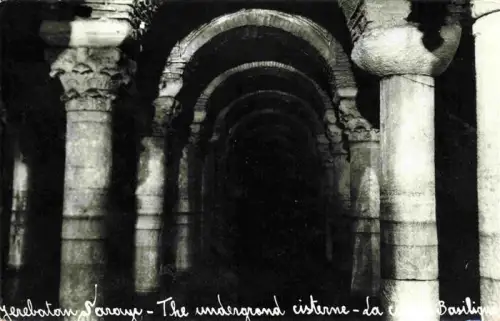 AK / Ansichtskarte ISTANBUL Constantinopel TK Yerebatan-Sarayi Yerebatan-Sarnici Basilika-Zisterne Saeulen Boegen unterirdisch