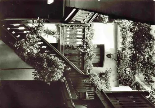 AK / Ansichtskarte BAMBERG Bayern Schlenkerla Brauerei-Gaststaette Innenhof Treppe Balkone Pflanzen Rauchbier