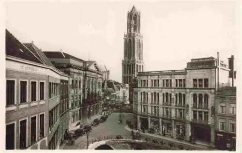 AK / Ansichtskarte UTRECHT NL Oude-Gracht Domtoren Stadhuis Strassenszene Autos Kanal Turm
