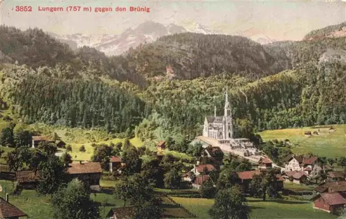 AK / Ansichtskarte Lungern Obwalden OW Bruenig Kirche Dorf Alpen Tal Waelder Wiesen Haeuser