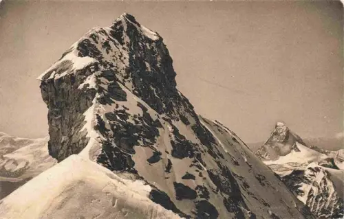 AK / Ansichtskarte Zinalrothorn Zinalrothorn Cervin Matterhorn Gipfel Schnee Gletscher Felswand Alpen
