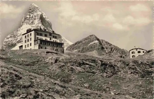 AK / Ansichtskarte Schwarzsee  Zermatt VS Hotel-Schwarzsee Matterhorn Berghotel Felsen Alpenlandschaft Lac-Noir
