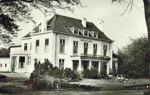 AK / Ansichtskarte Noordwijkerhout NOORDWIJK aan Zee NL Hotel-Dijk-en-Burg Hotel Garten Schwaene Baeume Westeinde