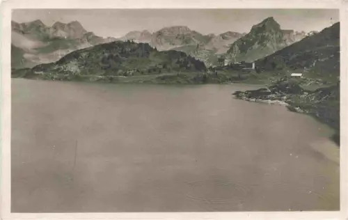 AK / Ansichtskarte Truebsee 1800m Engelberg OW Truebsee Hahnen Bergsee Alpen Berglandschaft Wald