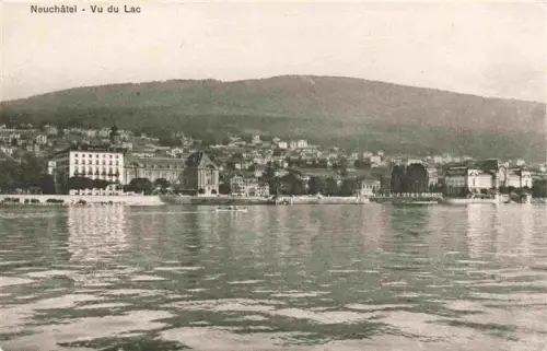 AK / Ansichtskarte Neuchatel NE Lac-de-Neuchâtel Seeblick Stadtansicht Ufer Hotel Ruderboot