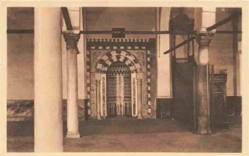 AK / Ansichtskarte CAIRO  Kairo Caire Egypt Mosque-of-Amrou Old-Cairo Vieux-Caire Mihrab Saeulen Moschee S/W-Fotokarte