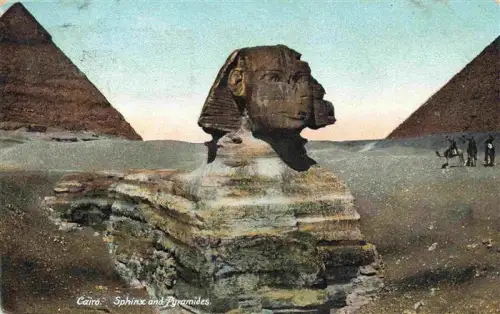 AK / Ansichtskarte Giza Gizeh Egypt Sphinx Pyramiden Wueste Kamel Reisende koloriert Port-Said