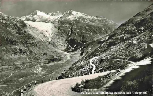 AK / Ansichtskarte Furkastrasse UR Rhonegletscher Galenstock Bergstrasse Gletscher Berglandschaft Serpentinen