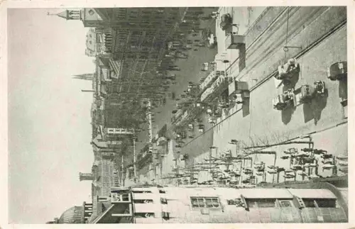 AK / Ansichtskarte HELSINKI Helsingfors Suomi Mannerheimintie Mannerheimvaegen Strassenszene Strassenbahn Passanten Autos Stadtansicht