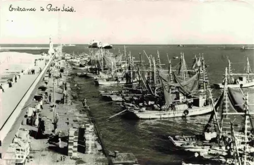 AK / Ansichtskarte PORT-SAID Bur Sa id Egypt Hafen Hafeneinfahrt Segelboote Schiffe Kai Suezkanal Dampfer