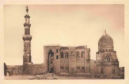 AK / Ansichtskarte CAIRO  Kairo Caire Egypt Moschee Minarett Kuppel Mamelukken Sultan-Inal Grabmal Sandstein
