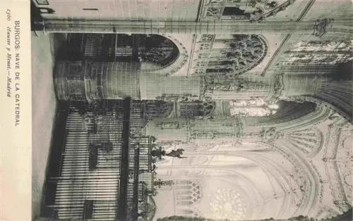 AK / Ansichtskarte BURGOS Castilla y Leon ES Nave-de-la-Catedral Kathedrale Gewoelbe Saeulen Chor Gitter gotisch Skulpturen Kirchenfenster