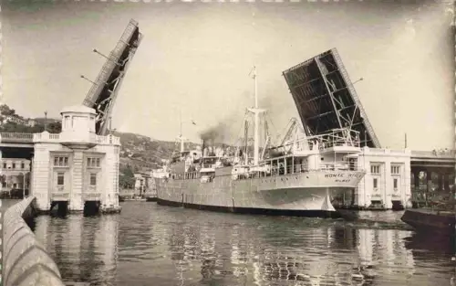 AK / Ansichtskarte BILBAO ES Puente-del-Generalísimo Zugbruecke Schiff Hafen Fluss Kai S/W