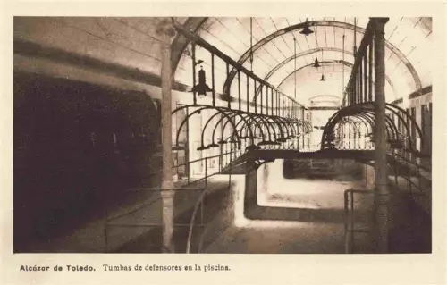 AK / Ansichtskarte Alcazar de TOLEDO Castilla-La Mancha ES Alcázar Tumbas-de-defensores Piscina Schwimmbad Gewoelbe Graeber Buergerkrieg Innenraum